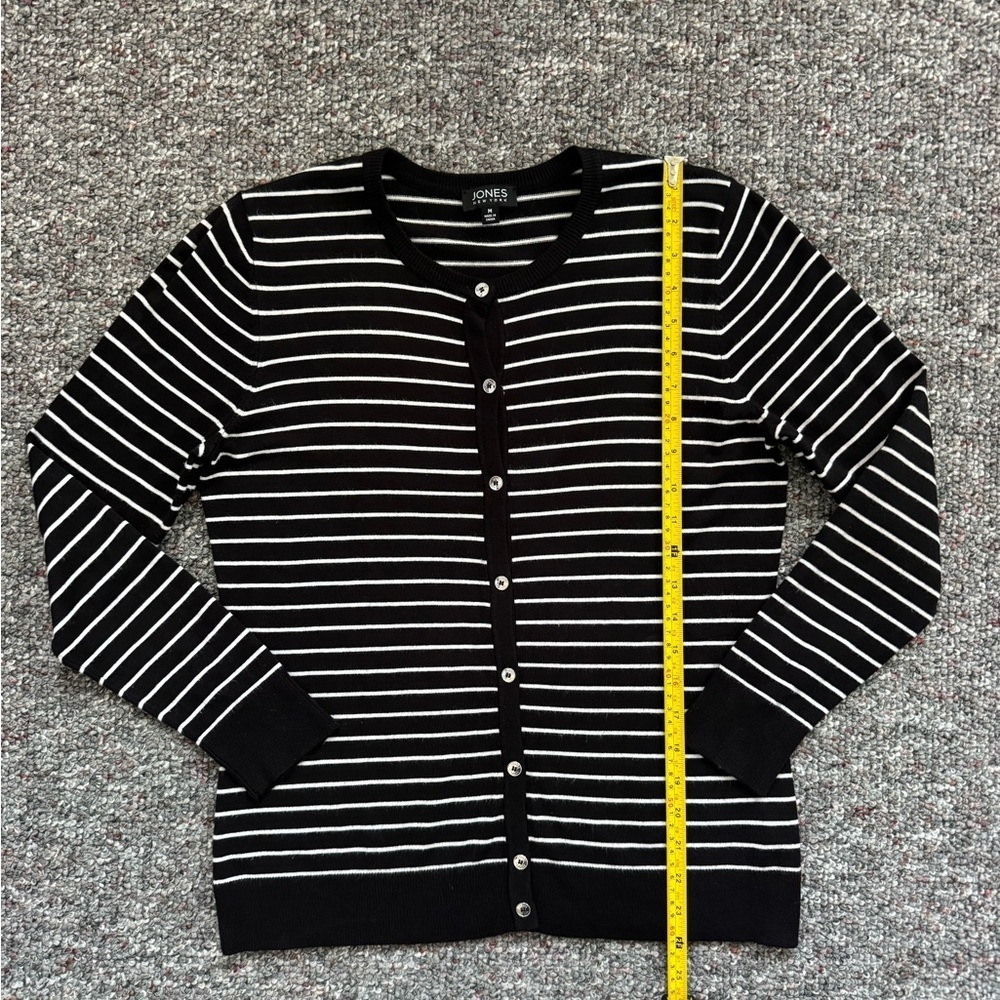 Jones New York Black and White Striped Cardigan soft and cozy crew neck M